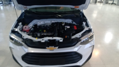Imagen 5 de 8 de Chevrolet Tracker 2021 Turbo Servicio Público.
