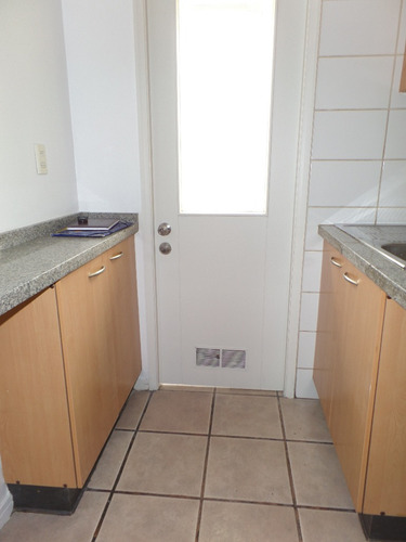 $560.000.- Se Arrienda Departamento Primer Piso