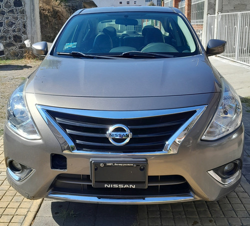 Nissan Versa 1.6 Exclusive Navi At
