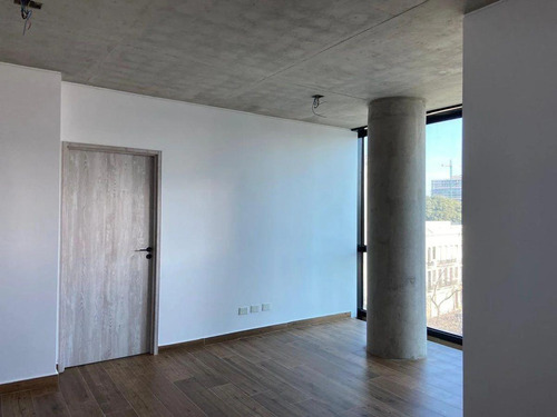 Icon Boulevard Caseros, Departamento 2 Ambientes, Piso Alto - San Telmo