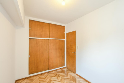 Imagen 18 de 22 de Departamento De 3 Dormitorios En Venta Impecable Centro Balcón Terraza