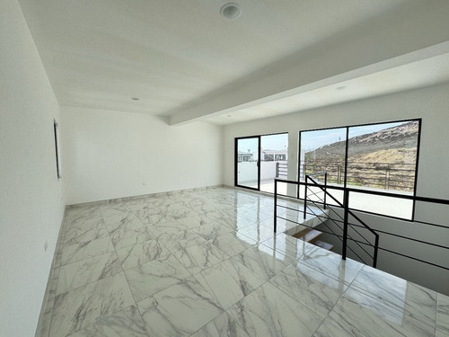 Casa En Venta En Col. Carlos Pacheco 7, Ensenada B.c
