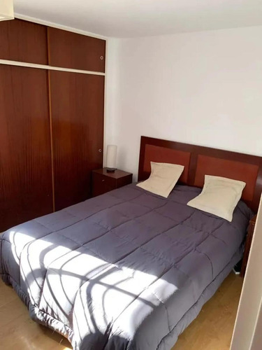Triplex En Venta - 3 Dormitorios 2 Baños - Cochera - 78mts2 - Morón