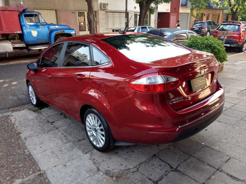 Ford Fiesta Kinetic Design 1.6 Sedan Titanium Powershift