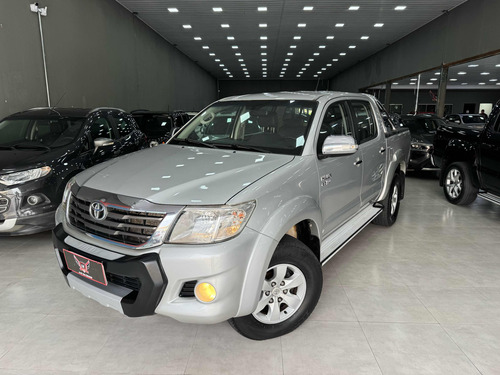 Toyota Hilux 2.7 Srv Cab. Dupla 4x4 Flex Aut. 4p