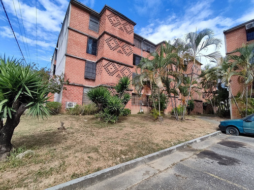 Imagen 9 de 9 de Invalmhouse Inmobiliaria. Apartamento En Venta. Nueva Casarapa Sector El Tablón. Guarenas-edo. Miranda