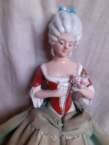 Muñeca De Porcelana Antigua Figurita De Vestir (Usado)