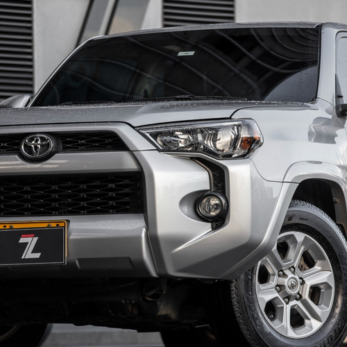 Imagen 4 de 17 de Toyota 4runner Sr5 B3+