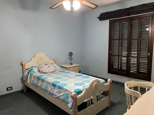 Imagen 9 de 20 de Hermoso Chalet En Venta A Metros Del Centro Comercial