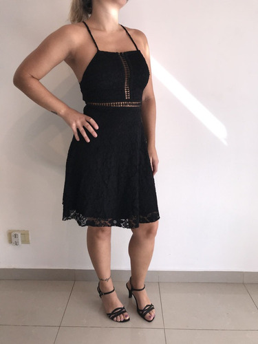 Vestido Negro Corto, Con Transparencias, Cruzado Atrás T1