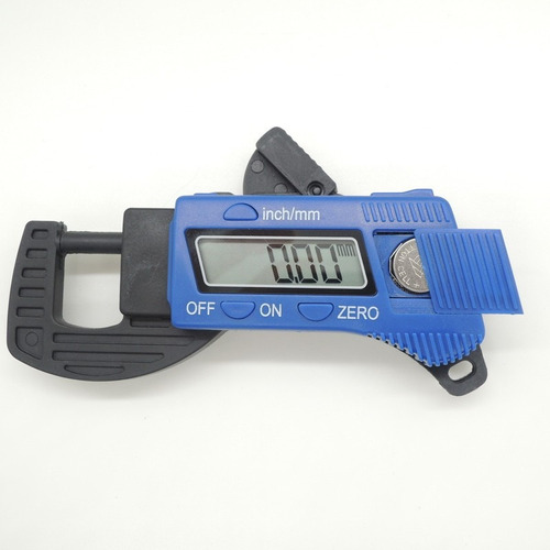 Micrometro Digital Calibrador Pie De Rey Vernier Carbono 