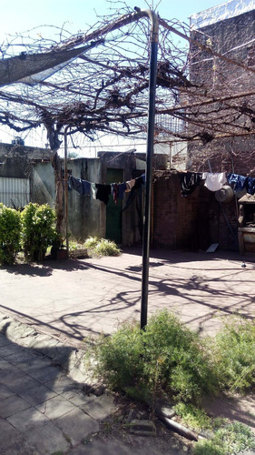 Imagen 9 de 14 de Casa Y Dpto. 3 Amb. Ent. De Auto - Patio-parrilla-fdo.libre