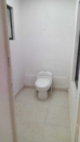Oficina Y/o Consultorios En Renta