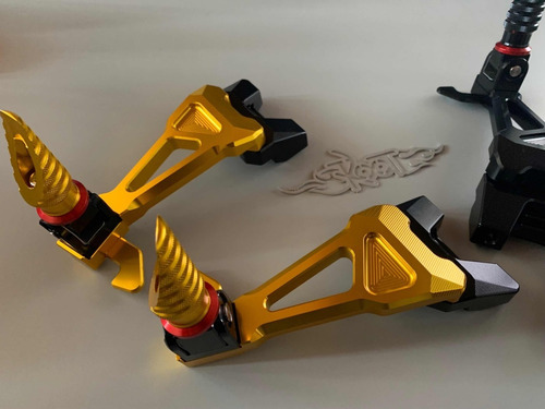 Posapies Traseros Yamaha R6