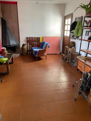 Imagen 13 de 20 de 1207 Venta Casa De Altos 2 Dorm,cochera Balcon Aires Puros