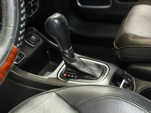 Jeep Compass LONGITUDE 2.4 AT