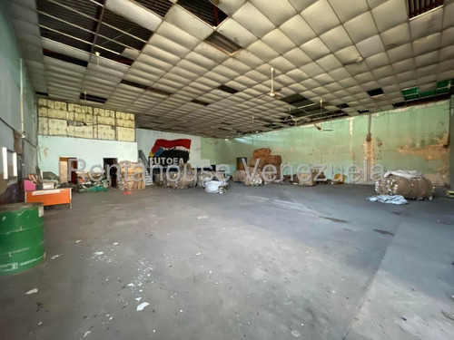 Galpon En Venta Valle Libertad Maracay Con Terreno Y Casa Perfecto Para Distribucion De Mercancia Deposito Fabrica Kg:25-14082
