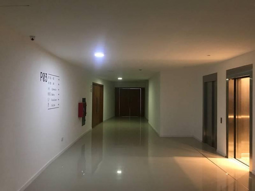 Oficina Premium Ciudad Ribera En Puerto Norte 230mt2 Con Cocheras