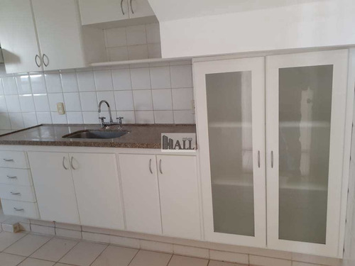 Casa À Venda No Jardim Tarraf Ii Com 3 Quartos, 2 Vagas, 140 M² - V8012