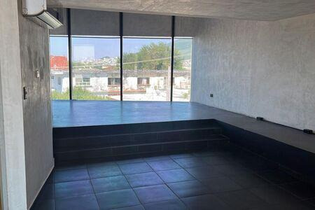 Local Comercial En Venta O Renta En Ave. Eugenio Garza Sada En Monterrey