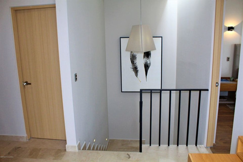 Imagen 9 de 14 de Venta Casa En Zibata 3 Recamaras 4 Baños