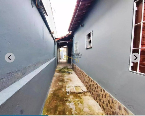 Oportunidade De Conquistar O Seu Sonho! Casa Com Piscina Na Praia De Itanhaém Com 2 Dormitórios À Venda Por R$ 200.000