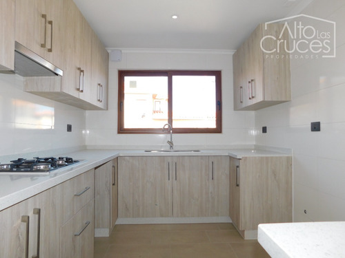 Casa En Condominio Almería Maule