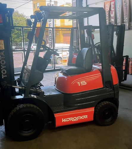 Imagen 5 de 15 de Autoelevador Toyota Nafta 1.5tn