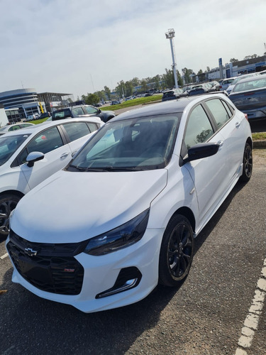 Imagen 16 de 25 de Nuevo Chevrolet Onix Rs Mt 1.0t 5p Ad