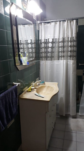 Imagen 12 de 15 de Casa De 4 Ambientes En Venta En Villa Libertad