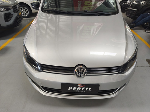 Volkswagen Fox 1.6 MSI TOTAL FLEX CONNECT 4P I-MOTION