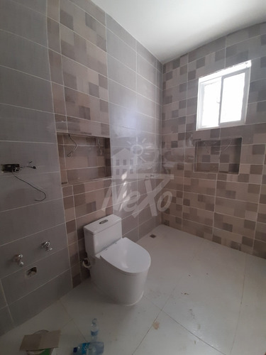 Imagen 15 de 30 de Casa A Estrenar En Residencial Cerrado, Santiago (hfc-212)