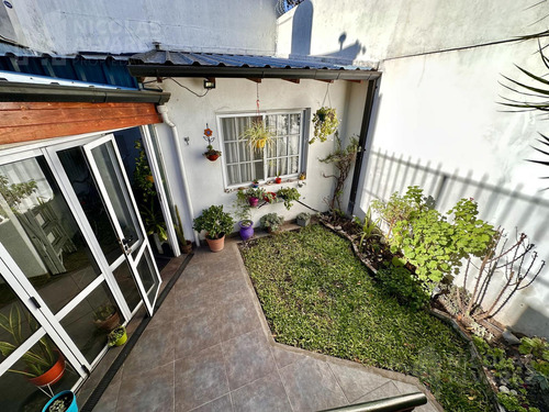 Espectacular Casa 4 Ambientes En Venta Con Quincho, Lomas Del Mirador