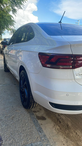 Volkswagen Virtus 1.6 Sense 16v Msi Aut. (pcd) 4p