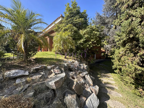 Solanas, Casa En Venta, A 100 Mts Del Mar.