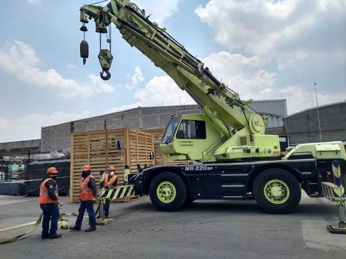 Imagen 10 de 15 de Kato Kr22h City Crane