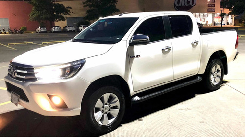 Imagen 1 de 5 de Toyota Hilux 2018 2.8 Tdi Cabina Doble At
