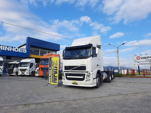 Imagem 3 de 8 de Volvo Fh 440 2011 6x2