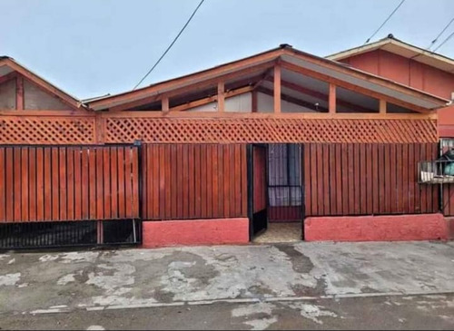 Vendo Casa 2 Dormitorios 3 Estacionamientos Compañia Alta