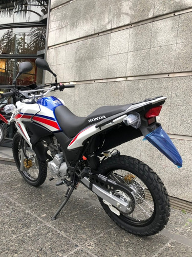 Imagen 4 de 8 de Honda Xre 300 Rally 0km Entrega Inmediata Reggio Motos