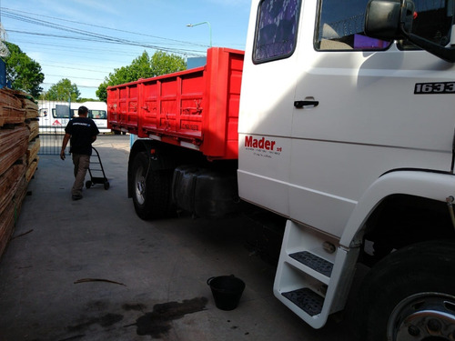 Imagen 3 de 18 de Mercedes Benz 1633