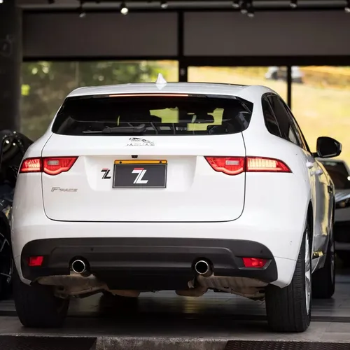 Jaguar F-PACE 3.0L V6 S/C R-Sport 3.0