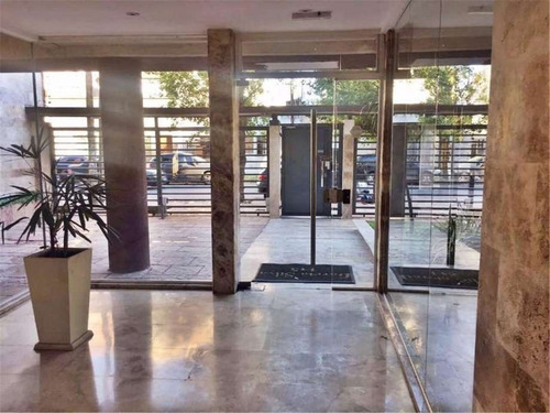 Imagen 6 de 14 de Departamento En Venta Cond En Moron Centro