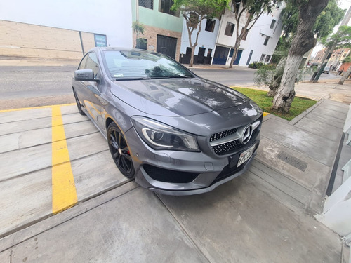 Imagen 16 de 20 de Mercedes Benz Cla 200 Amg Coupé 2014