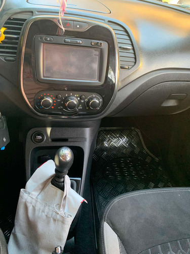 Renault Captur 2.0 Zen