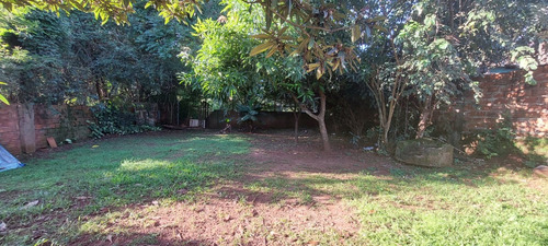 Vendo Casa En El Barrio Santa María, A Una Cuadra De La Ruta Sexta: 1 Habitación Y 2 Baños.