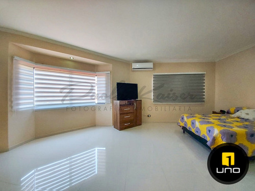 Imagen 6 de 14 de Hermosa Casa Con Piscina Condominio Colinas Del Urubo