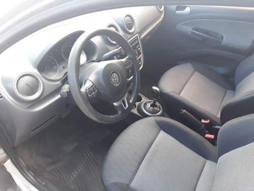 Imagen 5 de 7 de Volkswagen Voyage 2013 C/gnc