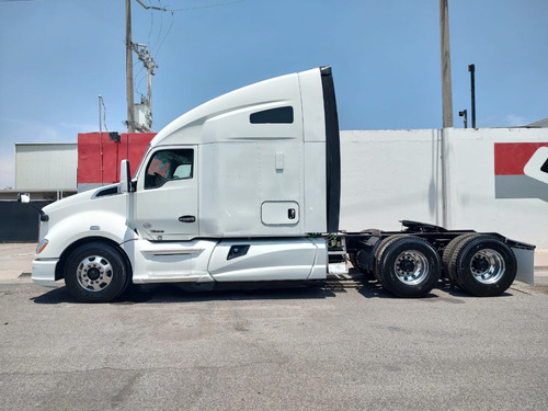 5 Kw T680 Blancos 2016,camiones,cummins