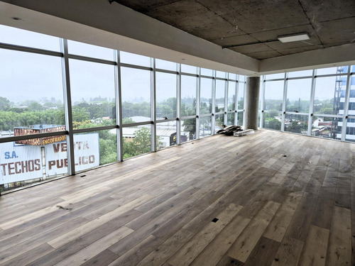 Oficina En Edificio Workclub Escobar